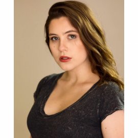 Petite Model Los Angeles | Lauren W - Curvy Brunette 