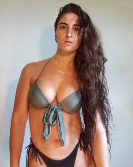 Female Model New York | Ariona R - Athletic Brunette 
