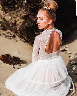 Dancer Model Albany | Taylor W - Athletic Blonde 