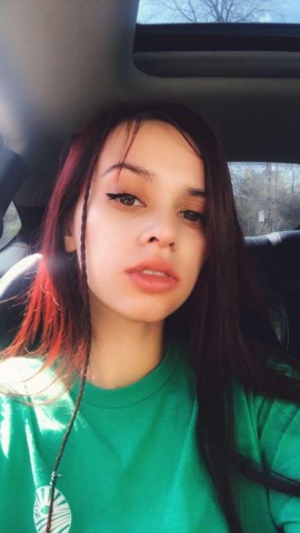 Petite Model Atlantic City | Serena N - Slim Red 