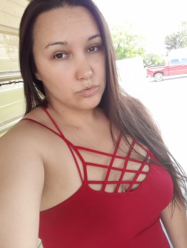 Amateur Model Oklahoma City | Tiffany T - Curvy Brunette 