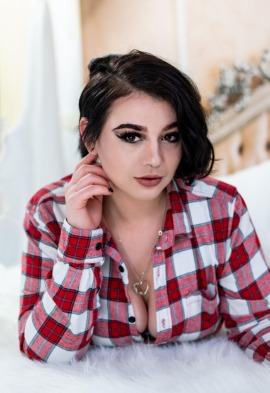 Amateur Model Los Angeles | Haley B - Curvy Other 