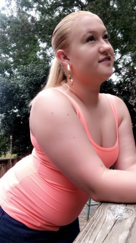 Amateur Model Raleigh | Mieesha S - Curvy Blonde 