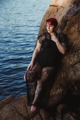 Plus Size Model Boston | Kimberly Y - Curvy Red 