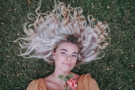 Amateur Model Milwaukee | Rebecca F - Curvy Blonde 