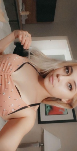 Amateur Model Los Angeles | Brittany B - Petite Blonde 