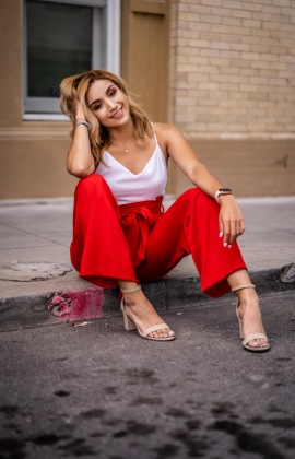 Promotional Model Tucson | Luisa C - Slim Brunette 