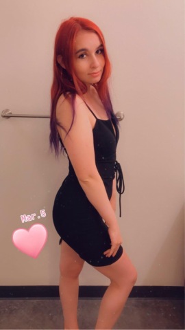 Fashion Model Anaheim | Lilia R - Curvy Red 