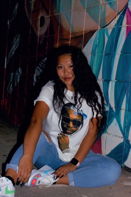 Social Influencer Honolulu | Nicole M - Curvy Black 