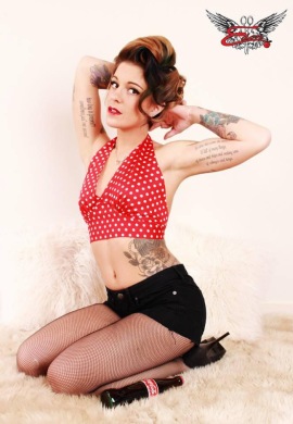 Female Model Cincinnati | Samantha D - Slim Brunette 