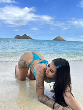 Amateur Model Honolulu | Gianni T - Slim Brunette 