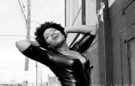 Female Model New Orleans Curvy Black