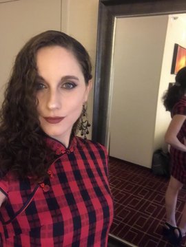 Female Model San Francisco Curvy Brunette