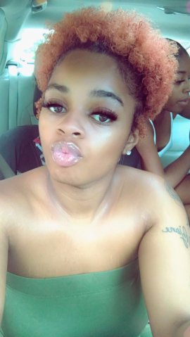 Amateur Model Kansas City Curvy Black