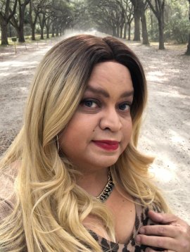 Trans Model Jacksonville Curvy Brunette