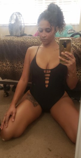 Female Model Tampa Average Brunette
