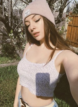 Instagram Model Los Angeles Slim Brunette
