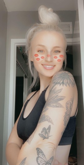 Amateur Model Los Angeles Slim Blonde