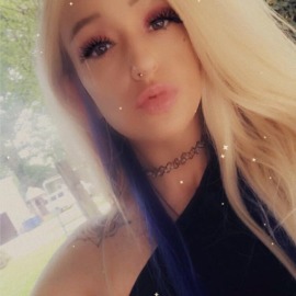 Snapchat Model Houston Curvy Blonde