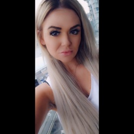 Amateur Model Vancouver Petite Blonde